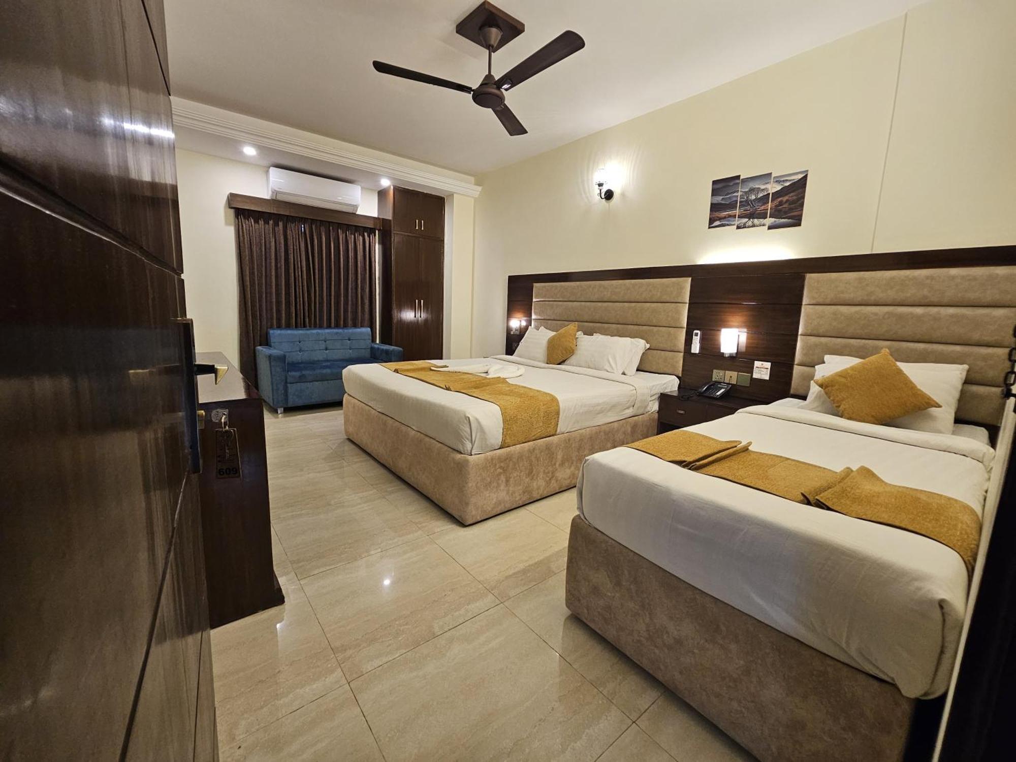 White Park Hotel & Suites Chittagong Ngoại thất bức ảnh